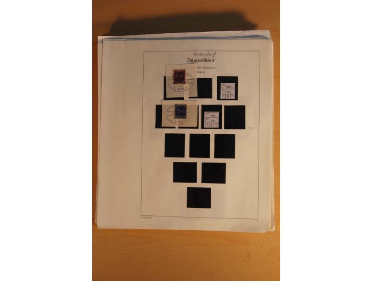 1945/49, sehr umfangreiche, ungebrauchte/postfrische und gestempelte Sammlung inkl. einiger Lokalausgaben mit vielen Farben, 