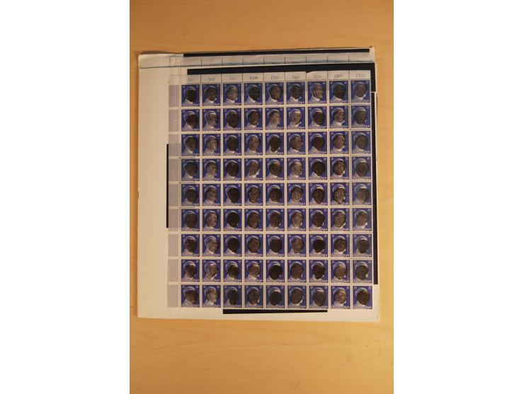 1945/49, sehr umfangreiche, ungebrauchte/postfrische und gestempelte Sammlung inkl. einiger Lokalausgaben mit vielen Farben, 
