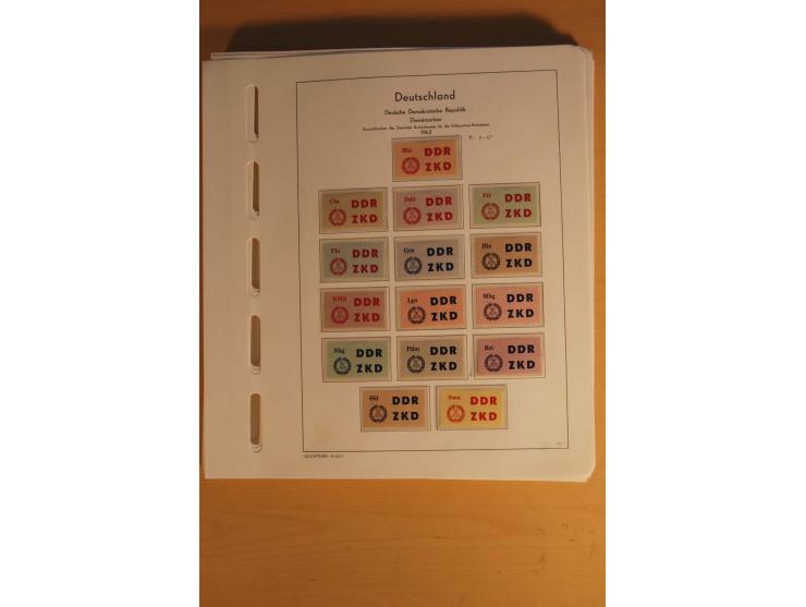 DIENSTMARKEN: 1954/65, postfrische, ungebrauchte und gestempelte Sammlung mit u.a. Mi.-Nr. D/A29-32, D/C16-30, 31-45, 46-60, 