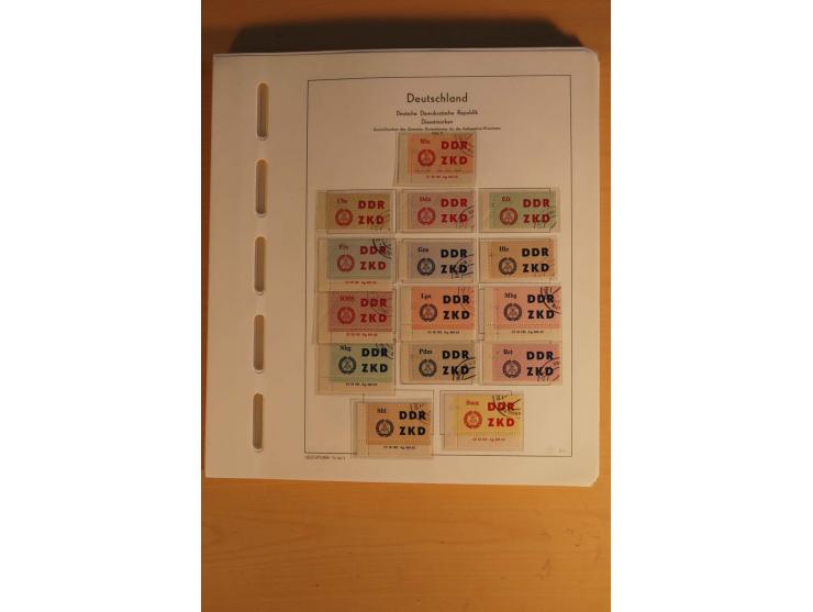DIENSTMARKEN: 1954/65, postfrische, ungebrauchte und gestempelte Sammlung mit u.a. Mi.-Nr. D/A29-32, D/C16-30, 31-45, 46-60, 