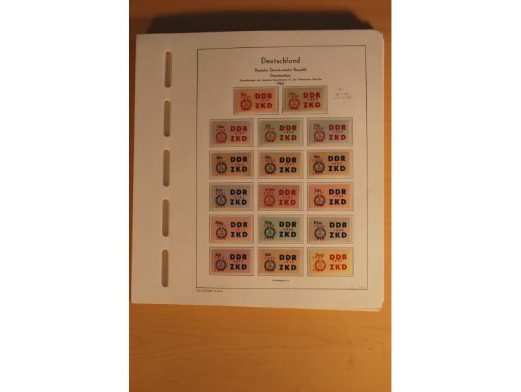DIENSTMARKEN: 1954/65, postfrische, ungebrauchte und gestempelte Sammlung mit u.a. Mi.-Nr. D/A29-32, D/C16-30, 31-45, 46-60, 