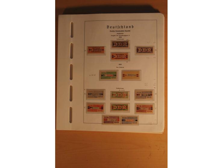 DIENSTMARKEN: 1954/65, postfrische, ungebrauchte und gestempelte Sammlung mit u.a. Mi.-Nr. D/A29-32, D/C16-30, 31-45, 46-60, 