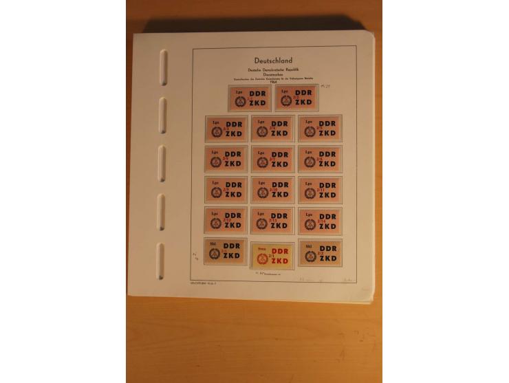DIENSTMARKEN: 1954/65, postfrische, ungebrauchte und gestempelte Sammlung mit u.a. Mi.-Nr. D/A29-32, D/C16-30, 31-45, 46-60, 