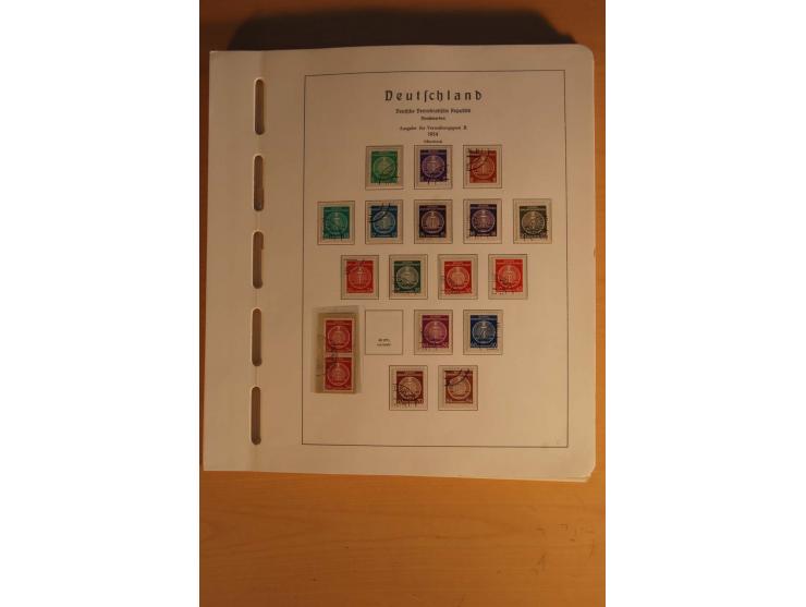 DIENSTMARKEN: 1954/65, postfrische, ungebrauchte und gestempelte Sammlung mit u.a. Mi.-Nr. D/A29-32, D/C16-30, 31-45, 46-60, 