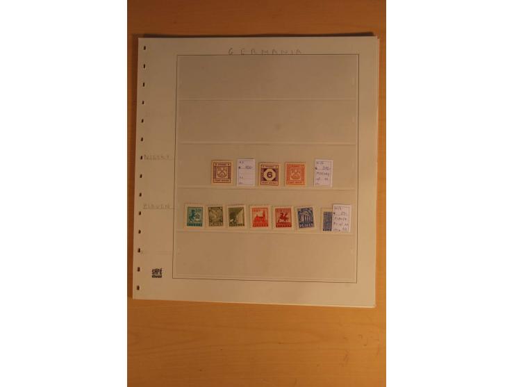 DIENSTMARKEN: 1954/65, postfrische, ungebrauchte und gestempelte Sammlung mit u.a. Mi.-Nr. D/A29-32, D/C16-30, 31-45, 46-60, 
