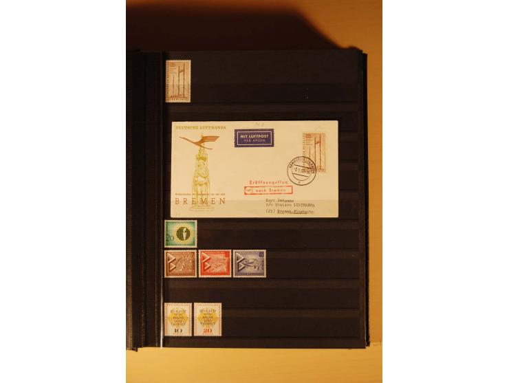1948/82, kpl. postfrische Sammlung in guter Erhaltung, dabei Schwarz- und Rotaufdruck sowie Goethe, Währungsgeschädigte und B