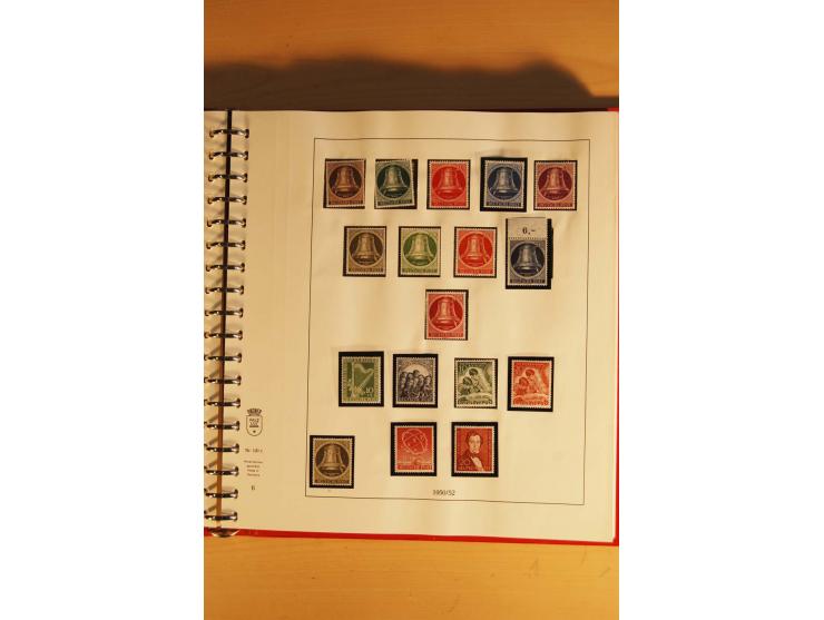 1948/90, postfrische Sammlung, bis auf wenige moderne kpl., anfangs wenige ungebraucht, dabei Besonderheiten wir Plattenfehle