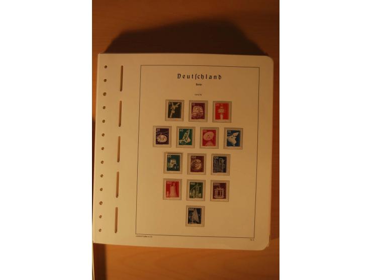 1948/85, postfrische und etwas ungebrauchte Sammlung, bis auf Mi.-Nr. 67 mit allen guten frühen Ausgaben