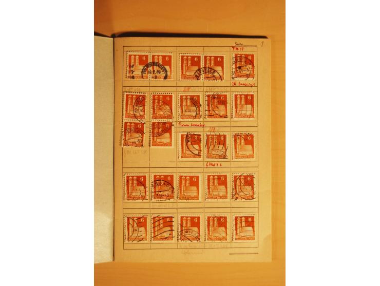 1948, Bauten Spezial-Posten mit angefangenen Plattierungen, Retuschen, Zähnungsvarianten etc., dazu Einsteckbuch mit postfris
