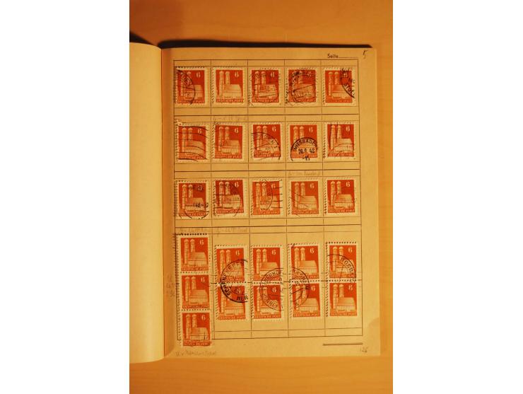 1948, Bauten Spezial-Posten mit angefangenen Plattierungen, Retuschen, Zähnungsvarianten etc., dazu Einsteckbuch mit postfris