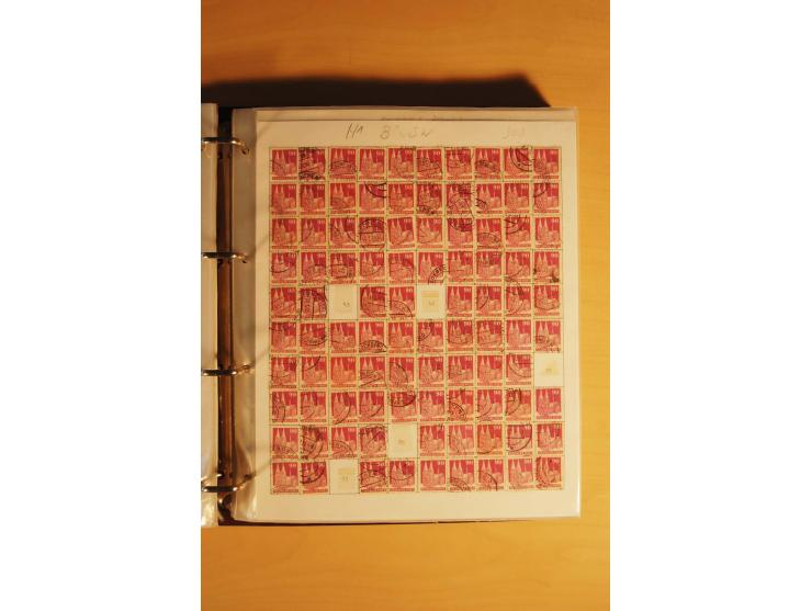 1948, Bauten Spezial-Posten mit angefangenen Plattierungen, Retuschen, Zähnungsvarianten etc., dazu Einsteckbuch mit postfris