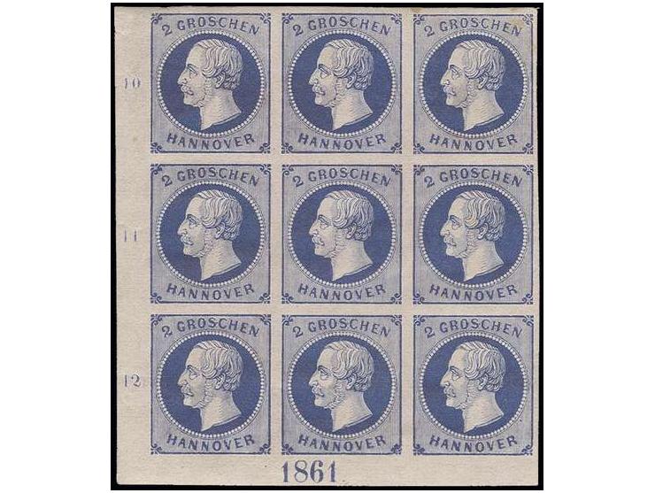 2 Gr. blau im 9er-Block aus der linken unteren Bogenecke mit Reihenzählern "10"-"12" und Jahreszahl "1861" in Stellung I sowi