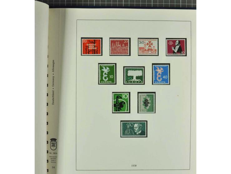 1949/2000 postfrische, ungebrauchte und gestempelte Partie, dabei Posthorn postfrisch sign. Schlegel BPP sowie einmal ungebra
