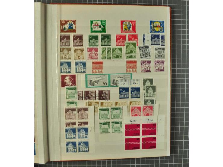 1849/1980 (ca.), umfangreiche Partie in4 großen Kartons, dabei Frankreich mit u.a. Mi.-Nr. 128-35 und Bl.3, viel UNO, USA, be