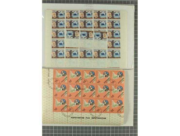 1900/80 (ca.), postfrische, ungebrauchte und gestempelte Partie mit viel interessantem Material, dabei Postsparbücher von Grö