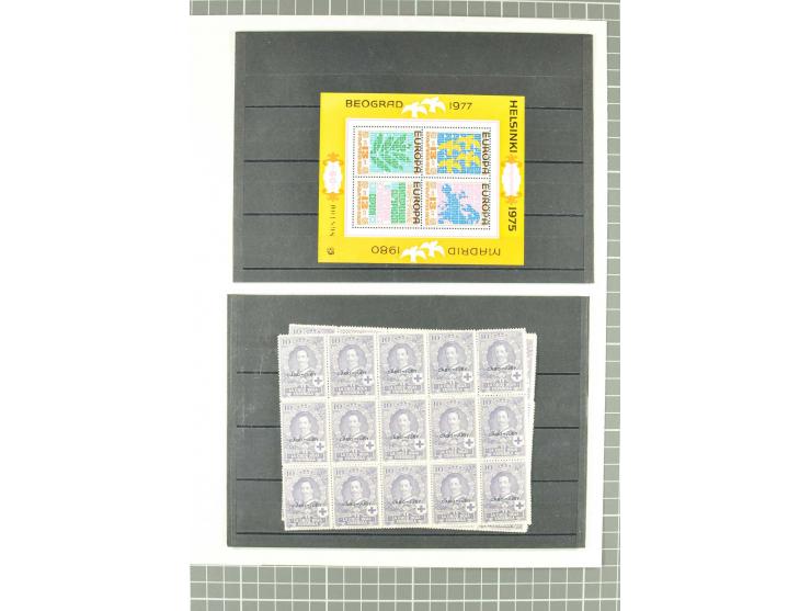1900/80 (ca.), postfrische, ungebrauchte und gestempelte Partie mit viel interessantem Material, dabei Postsparbücher von Grö