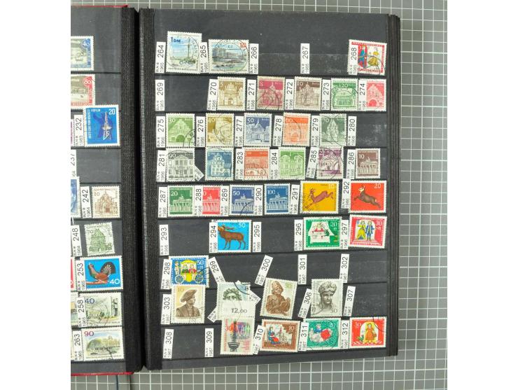 1948/1990 postfrische, ungebrauchte und gestempelte Partie, dabei zwei kpl. postfrische Sammlungen, alles mehrfach mit u.a. M