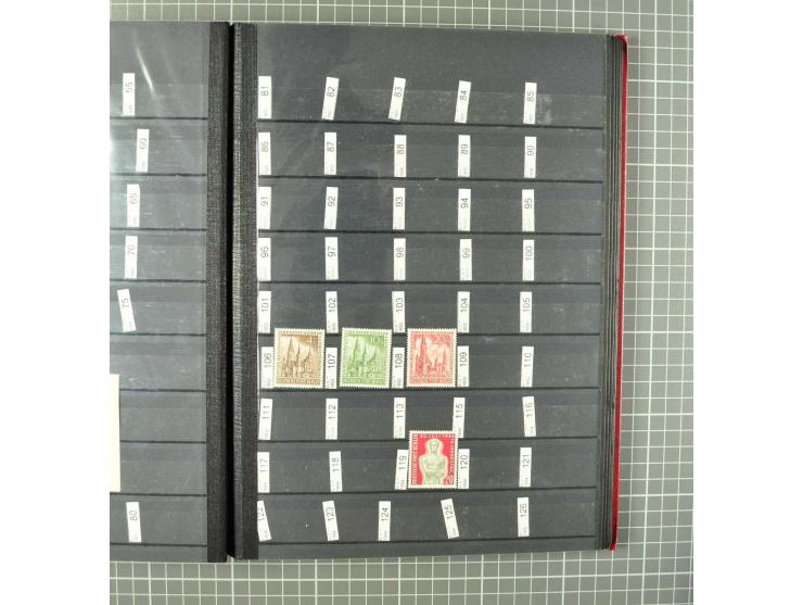 1948/1990 postfrische, ungebrauchte und gestempelte Partie, dabei zwei kpl. postfrische Sammlungen, alles mehrfach mit u.a. M