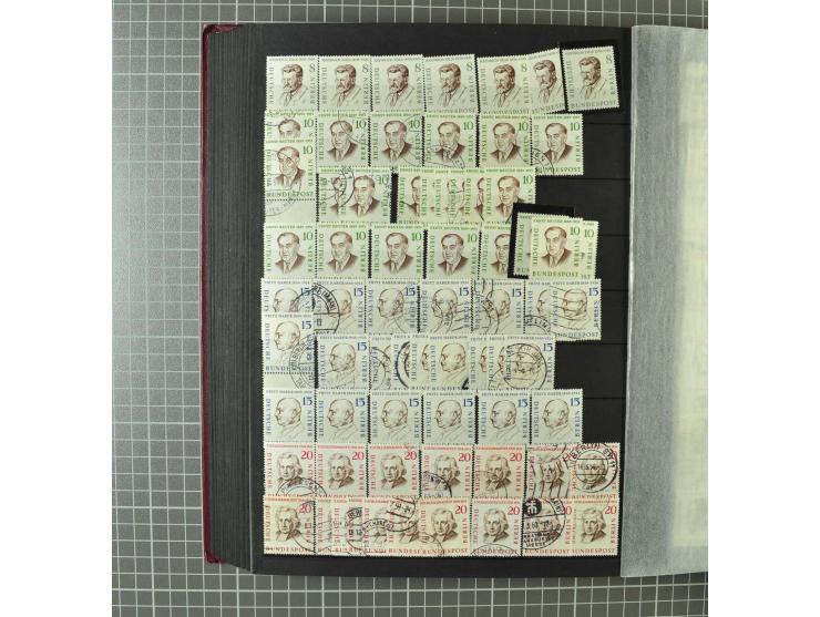 1948/1990 postfrische, ungebrauchte und gestempelte Partie, dabei zwei kpl. postfrische Sammlungen, alles mehrfach mit u.a. M