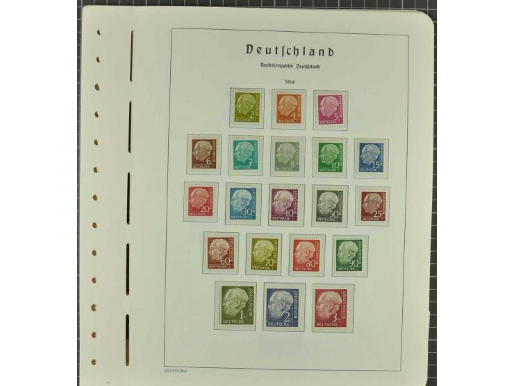 1949/2000 postfrische, ungebrauchte und gestempelte Partie, dabei Posthorn postfrisch sign. Schlegel BPP sowie einmal ungebra