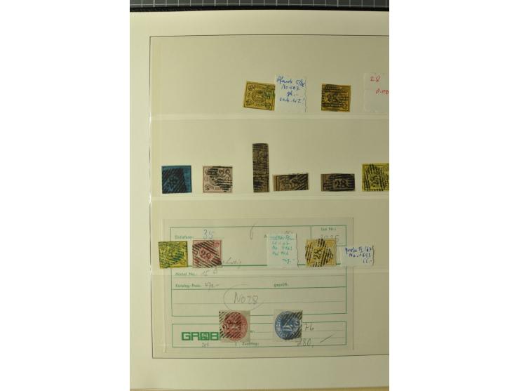 Nummern- und Ortsstempelsammlung in 5 Bänden mit einigen hundert Marken und Briefstücken sowie rund 190 Briefen und Ganzsache