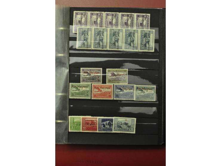1913/40 (ca.), ungebrauchte und gestempelte Sammlung mit vielen besseren Werten, dabei u.a. Mi.-Nr. 2A und B auf Brief bzw. B