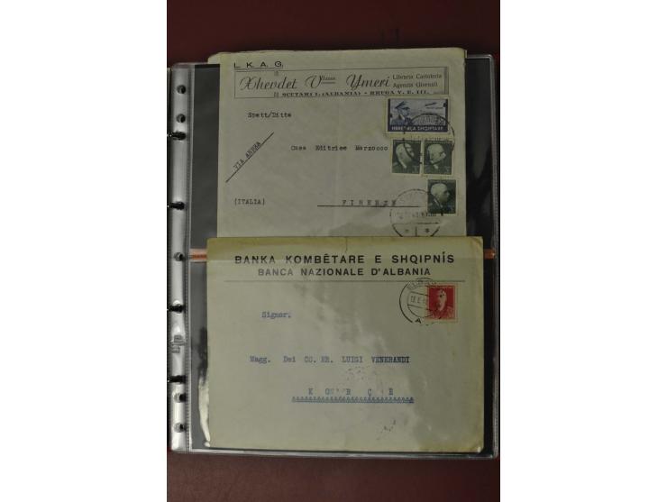 1913/65 (ca.), interessanter und reichhaltiger Posten Briefe, Karten, Ganzsachen und Vorderseiten, dabei Reco, Zensur, Luftpo