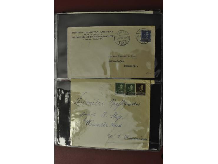 1913/65 (ca.), interessanter und reichhaltiger Posten Briefe, Karten, Ganzsachen und Vorderseiten, dabei Reco, Zensur, Luftpo