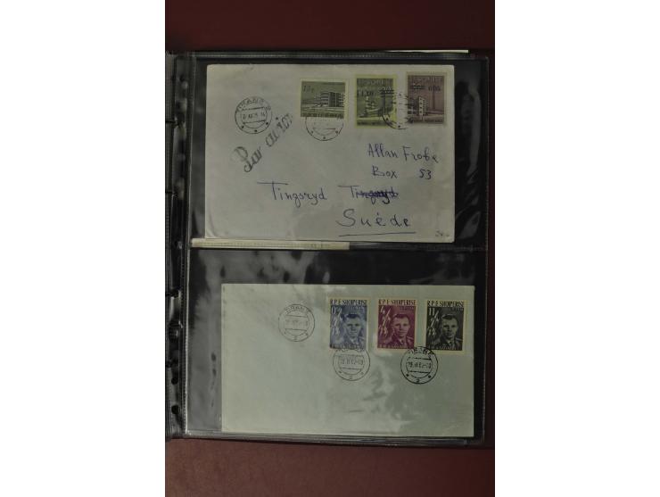 1913/65 (ca.), interessanter und reichhaltiger Posten Briefe, Karten, Ganzsachen und Vorderseiten, dabei Reco, Zensur, Luftpo