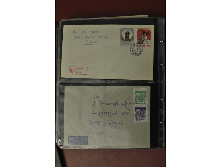 1913/65 (ca.), interessanter und reichhaltiger Posten Briefe, Karten, Ganzsachen und Vorderseiten, dabei Reco, Zensur, Luftpo