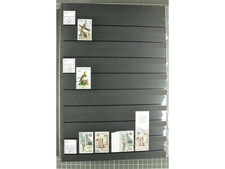 1931/2006, postfrische, ungebrauchte und gestempelte Sammlung mit u.a. Mi.-Nr. 1-23 (2), 56-74, 142-60, Porto und Doubletten
