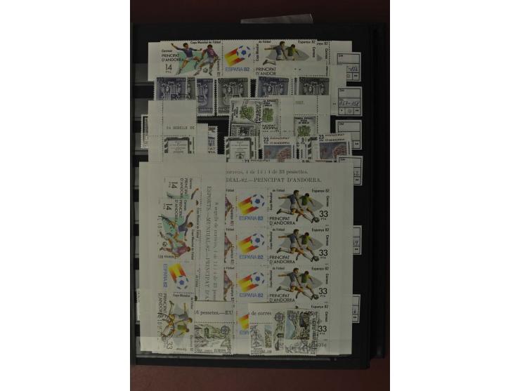 1928/2005, postfrische, etwas ungebrauchte und gestempelte Sammlung mit u.a. Mi.-Nr. 1-12, 44-50, 52-58, 71 etc., dazu Double