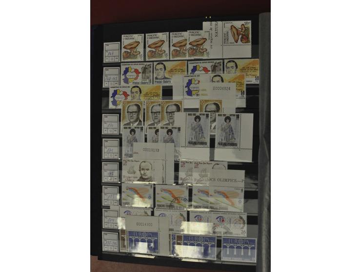 1928/2005, postfrische, etwas ungebrauchte und gestempelte Sammlung mit u.a. Mi.-Nr. 1-12, 44-50, 52-58, 71 etc., dazu Double