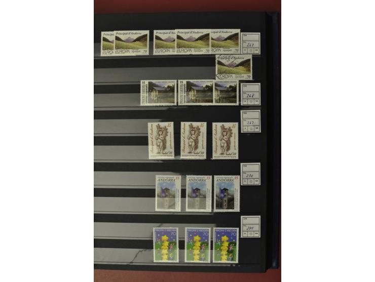 1928/2005, postfrische, etwas ungebrauchte und gestempelte Sammlung mit u.a. Mi.-Nr. 1-12, 44-50, 52-58, 71 etc., dazu Double