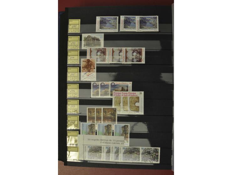1928/2005, postfrische, etwas ungebrauchte und gestempelte Sammlung mit u.a. Mi.-Nr. 1-12, 44-50, 52-58, 71 etc., dazu Double