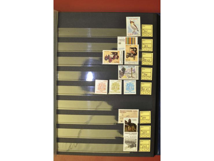 1928/2005, postfrische, etwas ungebrauchte und gestempelte Sammlung mit u.a. Mi.-Nr. 1-12, 44-50, 52-58, 71 etc., dazu Double