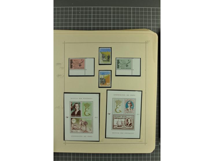 1849/1970, enorm inhaltsreiche Sammlung beginnend mit Mi.-Nr. 1 und 2 mit je über 60 Exemplaren inkl. Paaren und Briefen, des