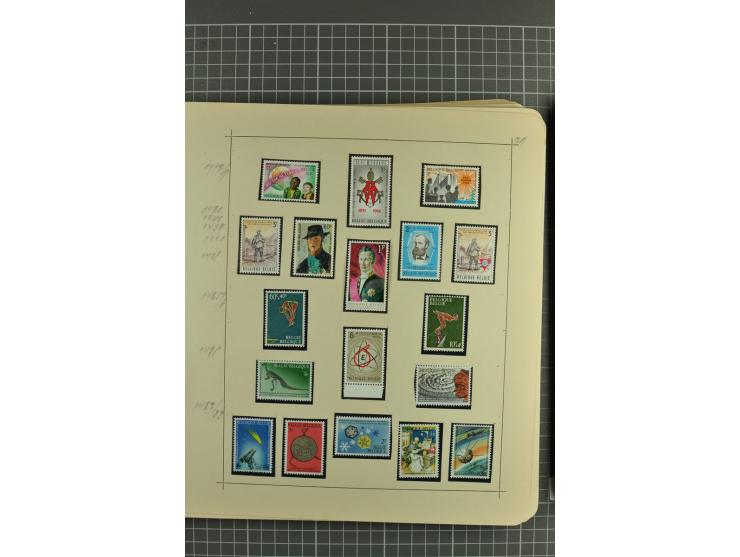 1849/1970, enorm inhaltsreiche Sammlung beginnend mit Mi.-Nr. 1 und 2 mit je über 60 Exemplaren inkl. Paaren und Briefen, des