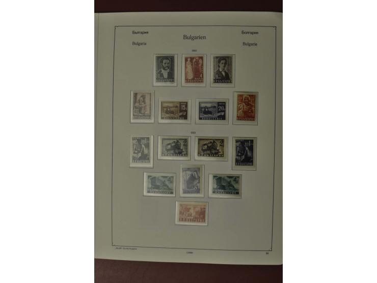 1879/2002, postfrische, ungebrauchte und gestempelte Sammlung mit u.a. Mi.-Nr. 1-5, 242-48, 252-58, 274-79, 280-85, ab 1945 i