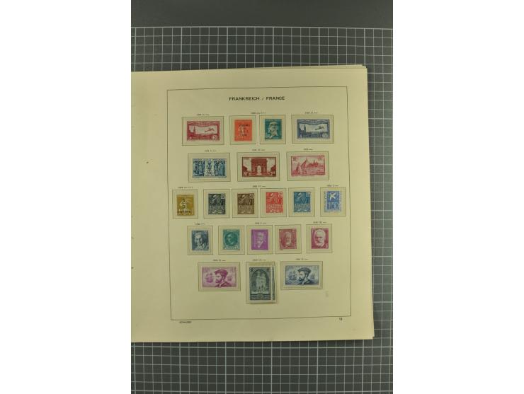 1900/67, postfrische und ungebrauchte Sammlung mit u.a. Mi.-Nr. 96-100, 102-06, 128-35, 152, 181-83, 220-21, 239, 242B, 248MH