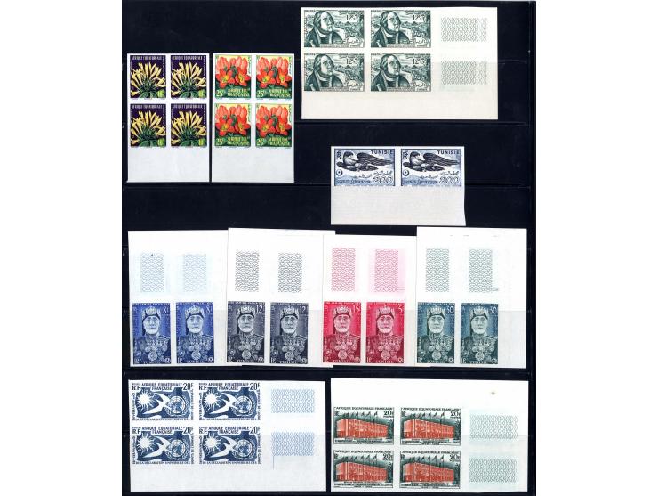 1946/55 (ca.), kleine Partie ungezähnter Werte u. kpl. Ausgaben in Paaren oder 4er-Blocks, insgesamt 74 Werte, meist Kolonien