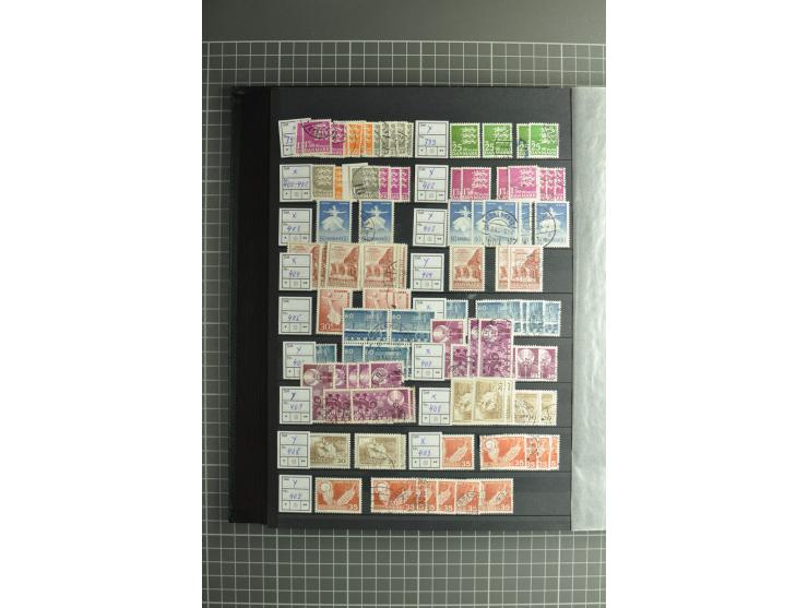 1851/2004, postfrische, ungebrauchte und gestempelte Sammlung mit guten Werten und Sätzen, Dienst, Porto, Postfähre (mit Mi.-