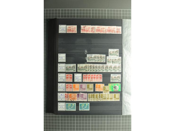 1851/2004, postfrische, ungebrauchte und gestempelte Sammlung mit guten Werten und Sätzen, Dienst, Porto, Postfähre (mit Mi.-