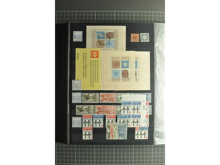 1851/2004, postfrische, ungebrauchte und gestempelte Sammlung mit guten Werten und Sätzen, Dienst, Porto, Postfähre (mit Mi.-