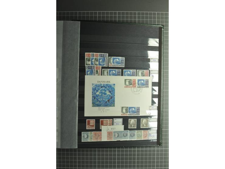 1851/2004, postfrische, ungebrauchte und gestempelte Sammlung mit guten Werten und Sätzen, Dienst, Porto, Postfähre (mit Mi.-