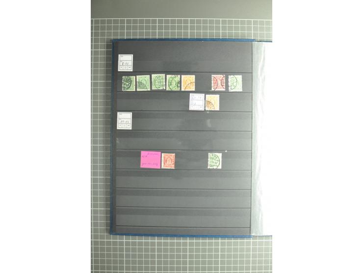 1851/2004, postfrische, ungebrauchte und gestempelte Sammlung mit guten Werten und Sätzen, Dienst, Porto, Postfähre (mit Mi.-