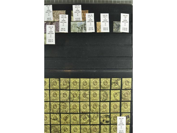 1850/1920 (ca.), fast ausschließlich gestempelter Lagerbestand von über 8000 Werten, dabei auch diverse Shilling-Werte, riesi