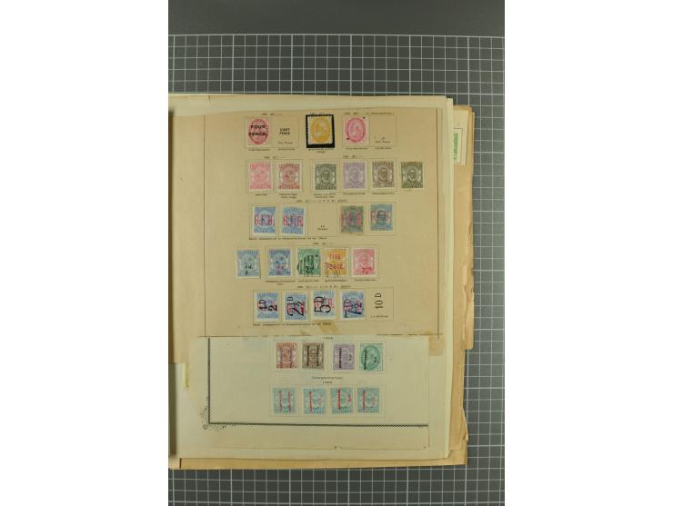 1880/1920 (ca.), Sammlungsbestand auf alten Blättern, dabei u.a. Gilbert&Ellis Mi.Nr.1-7, Solomon 1-7 und 8-18, etc., dazu ei