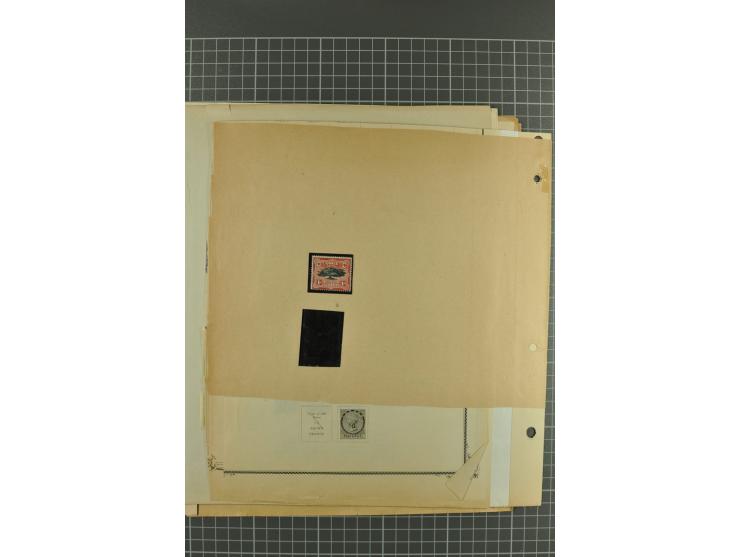 1880/1920 (ca.), Sammlungsbestand auf alten Blättern, dabei u.a. Gilbert&Ellis Mi.Nr.1-7, Solomon 1-7 und 8-18, etc., dazu ei