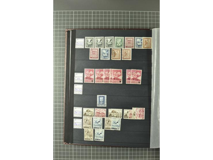 1876/2002, postfrische, ungebrauchte und gestempelte Sammlung mit u.a. Mi.-Nr. 119-20, 124 (4er-Block), 142/46 (2) etc.